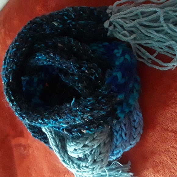 ⭐ARTISAN⭐New handcrafted wool scarf - Picture 3 of 4